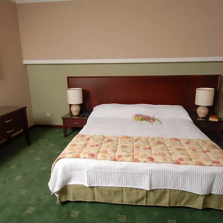 Marma Hotell 5*