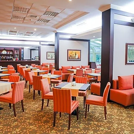 Hotel Marma 5*