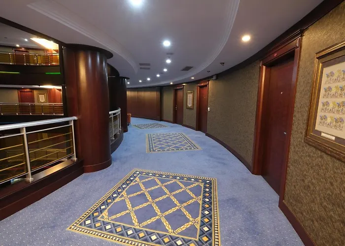 Ξενοδοχείο Marma 5*